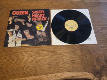 Queen – Sheer Heart Attack 1976 	EMI – 1C 072-96025, EMI Electrola – 1C 072-96025 Europäische Pressung VG+/VG+