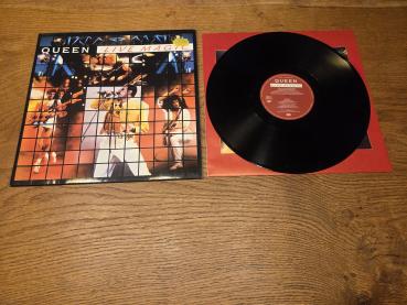 Queen – Live Magic 1986 Label: EMI – 24 0675 1, EMI – 062-24 0675 1, EMI – 1A 062-24 0675 1 Europäische Pressung VG+/VG+