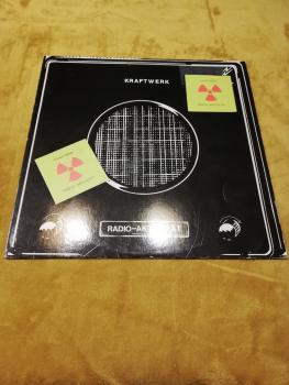 Kraftwerk Radio-Aktivität 1975 EMI Electrola 1C064-82087 Deutsche Pressung VG/VG-