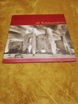 U2 The unforgettable fire 1984 Island Records 206530-620 Deutsche Pressung VG-/VG-