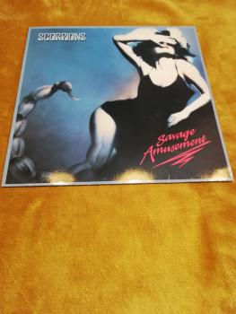 Scorpions Savage Amusement 1988 Harvest 1C064 746704 1 Deutsche Pressung VG/VG