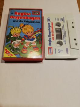 Regina Regenbogen Folge 28 und die Zirkuskinder Weiß mit Blau Roten Druck 514108.7 Europa