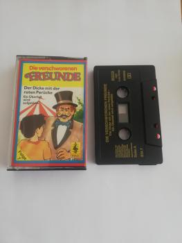 Die verschworenen Freunde Folge 7 Der Dicke mit der Perrücke/Ein Überfall wird aufgeklärt Schwarz mit Goldenen Druck STA7 Starlet