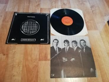Kraftwerk Radio-Activity 1975 EMI Capitol Records E-ST 11457/ OC 062 82087 UK Pressung VG/VG+