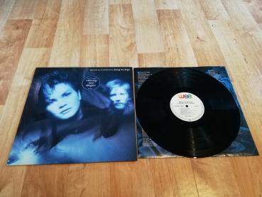 Inker & Hamilton Dancing into Danger 1987 WEA 242236-1 Deutsche Pressung NM/VG+