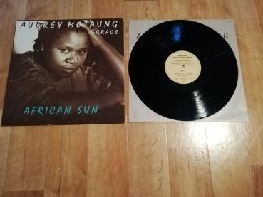 Audrey Motaung & Grace African Sun 1989 Art Foundation Hamburg D-0700 Deutsche Pressung VG+/VG+