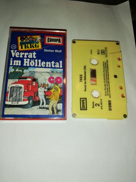 TKKG Folge 28 Verrat im Höllental 5-fach geschraubt Gelb 515807.9 Europa