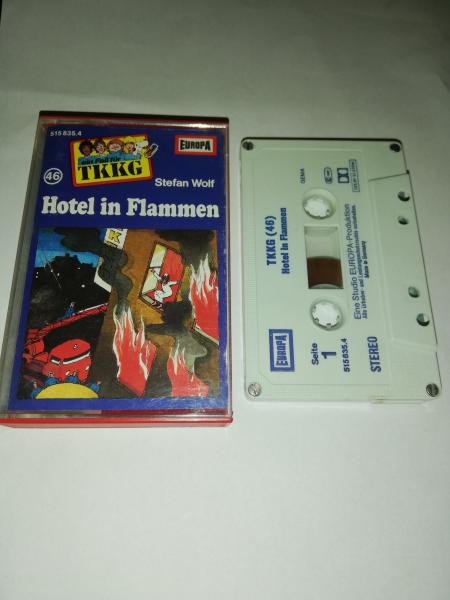 TKKG Folge 46 Hotel in Flammen 4-fach geschraubt Weiß Blau 515835.4 Europa(Großes Fenster)