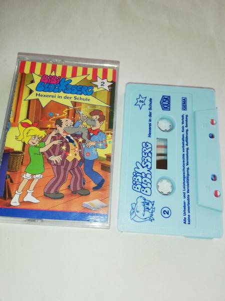 Bibi Blocksberg Folge 2 Hexerei in der Schule Weiß mit Blauen Druck 4.27602(Blaues Kiosk Cover)