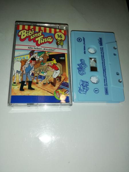 Bibi und Tina Folge 16 Alle lieben Knuddel Weiß mit Blauen Druck 4.27116 Kiddinx