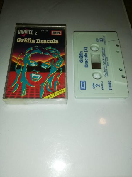 Europa Grusel Folge 2 Gräfin Dracula Weiß mit Blauen Druck 516431.1 Europa