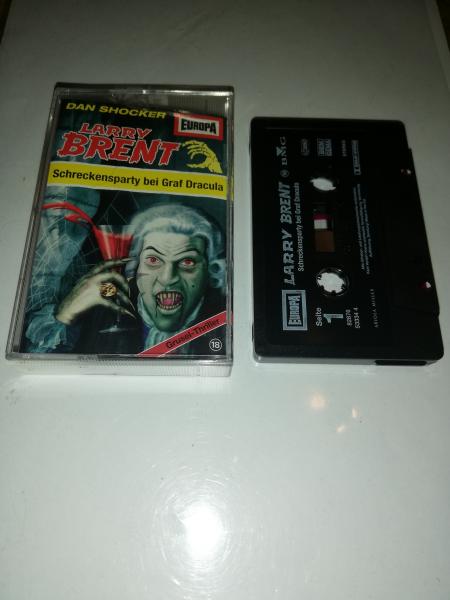 Larry Brent Folge 18 Schreckensparty bei Graf Dracula Schwarz mit Weißen Druck 8287653334.4