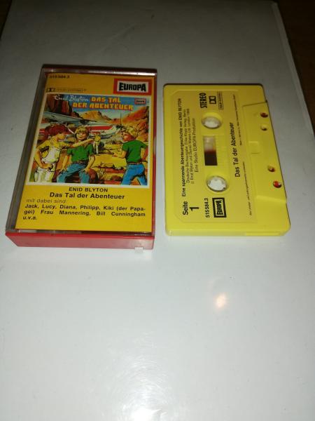 Enid Blyton Das Tal der Abenteuer Gelb mit Gelben Aufkleber 515584.3