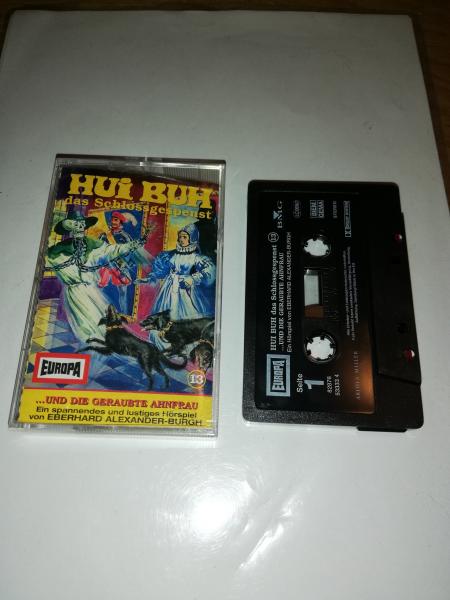 Hui Buh Folge 13 und die geraubte Ahnfrau Schwarz mit Weißen Druck 8287653333.4