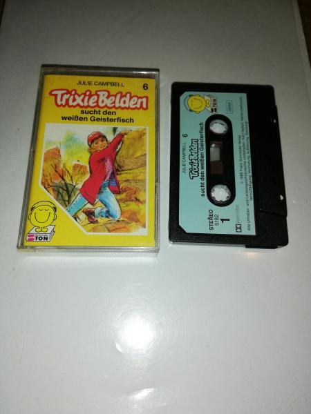 Trixie Belden Folge 6 sucht den weißen Geisterfisch Schwarz mit Blauen Druck 5182 (Schneiderton)