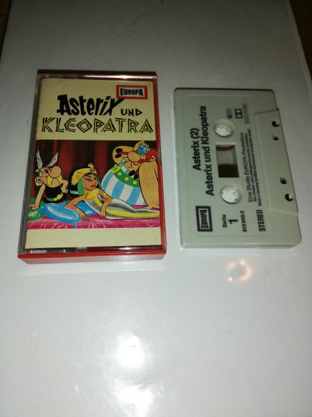 Asterix Folge 2 und Kleopatra Grau mit Schwarzen Druck 515868.0