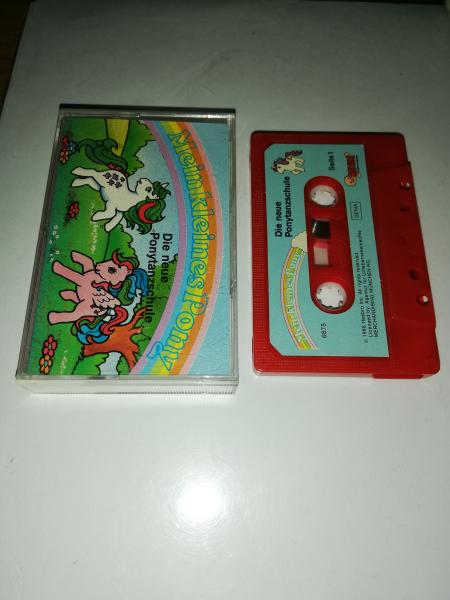 Mein kleines Pony Die neue Ponytanzschule Rot mit Blauen Aufkleber Remus 6875