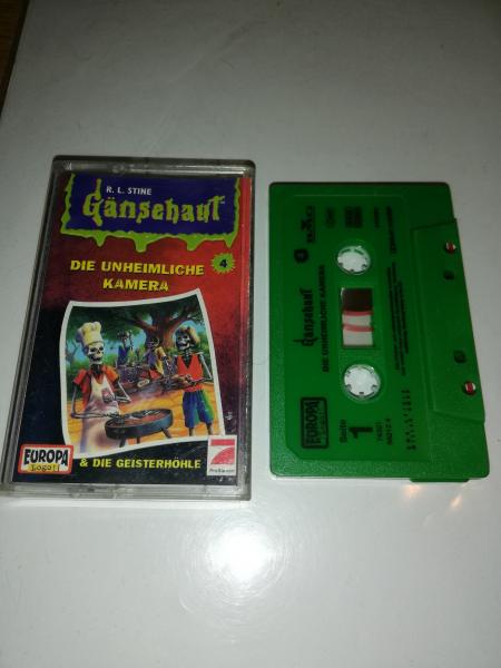 Gänsehaut Folge 4 Die unheimliche Kamera Grün mit Schwarzen Druck 7432156212.4 Pro Sieben Logo