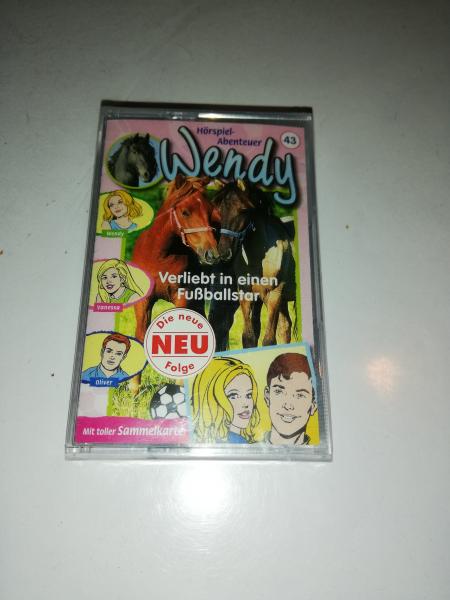 Wendy Folge 43 Verliebt in einen Fußballstar Hellblau mit Blauen Druck 4.27343 Kiddinx Originalverpackt