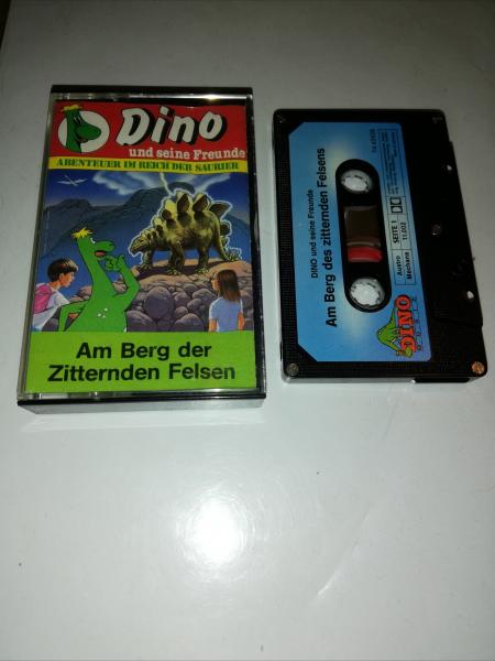 Dino und seine Freunde Folge 2 Am Berg der Zitternden Felsen 5-fach Silber geschraubt Blau mit Blauen Aufkleber H11.002 Dino Music