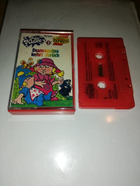 Die Klexe Folge 3 Dramagultra kehrt zurück Rot mit Schwarzen Druck 497702-215