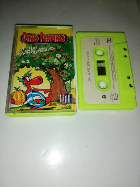 Dino Peppino Das Apfelsinenspiel Gelb mit Weißen Aufkleber MJ10602