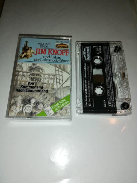 Jim Knopf und Lukas der Lokomotivführer Von Kummerland nach Lummerland Transparent mit Weißen Druck 823145-4