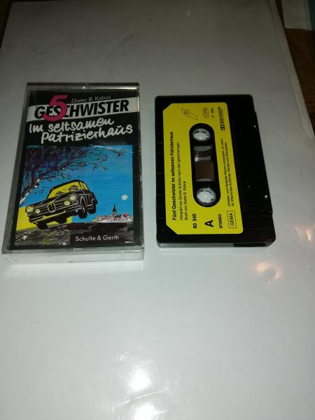 5 Geschwister im seltsamen Patrizierhaus Schwarz mit Gelben Aufkleber 60340