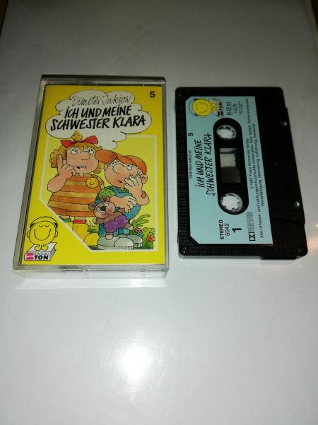 Mein Schwester Klara Folge 5 ich und meine Schwester Klara 5-fach Schwarz geschraubt Schwarz mit Blauen Aufkleber 5042