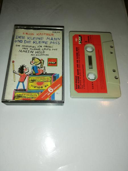 Der kleine Mann und die kleine Miss Grau mit Roten Aufkleber 3148018 Poly