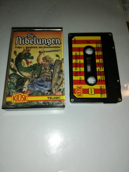 Die Nibelungen Folge 1 Siegfried. der Drachentöter 4-fach Silber geschraubt Schwarz mit Rot-Gelben Aufkleber 4.24760 CD Teldec