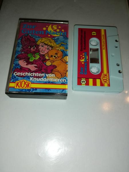 Zur Guten Nacht Folge 5 Geschichten von Knuddeltieren Weiß mit Rosa Aufkleber 4.27665 CD