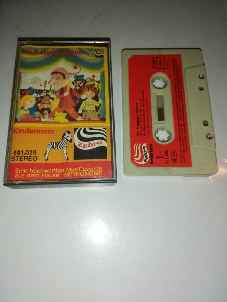 Die Kasperle-Bühne Grau mit Roten Aufkleber 691.029 Zebra