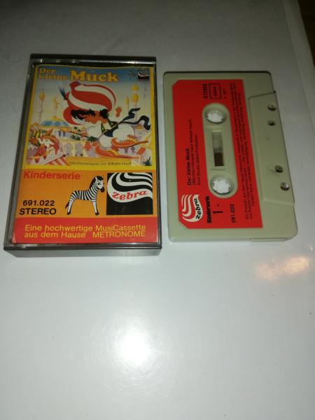 Der kleine Muck Grau mit Roten Aufkleber 691.022 Zebra