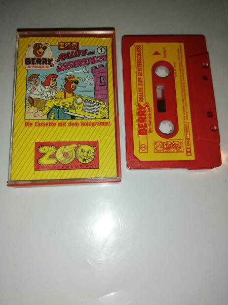 Berry Der Plantagen-Bär Rallye zum Geisterschloss Rot mit Dunkelgelben Aufkleber 29102 Z00