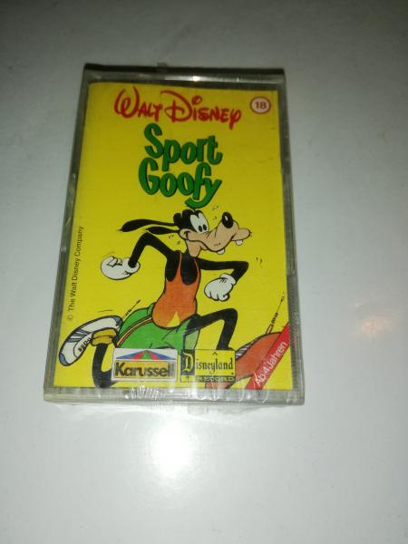 Sport Goofy Nr.18 Schwarz mit Gelben Aufkleber 825928-4 Karussell Disneyland Originalverpackt