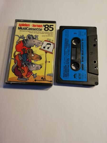 Spielen und Lernen 85 5-fach Schwarz geschraubt Schwarz mit Blauen Aufkleber 84009