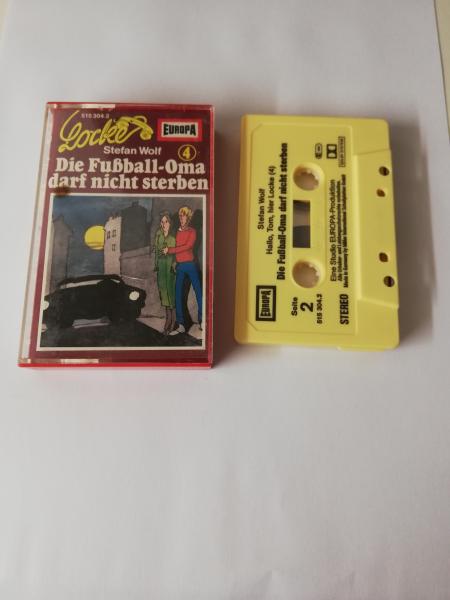 Hallo Tom. Hier Locke Folge 4 Die Fußball-Oma darf nicht sterben Gelb 515304.2 Europa