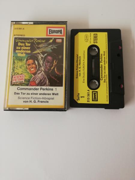 Commander Perkins Folge 1 Das Tor zu einer anderen Welt Schwarz mit Hellgelben Aufkleber 515561.4