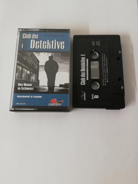 Club der Detektive 1 Der Mann in Schwarz Schwarz mit Weißen Druck 495153-211 Maritim