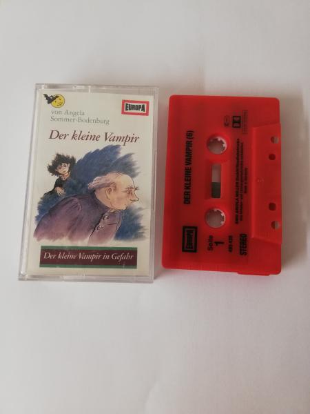 Der kleine Vampir Folge 6 in Gefahr Rot mit Schwarzen Druck 495436-209 Europa