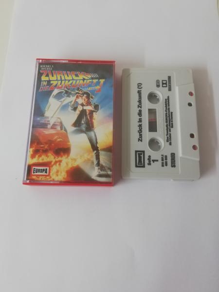 Zurück in die Zukunft Folge 1 Grau mit Schwarzen Druck 516591.1 495853 Europa