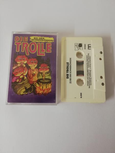 Die Trolle Folge 3 bei der Schneekönigin Weiß mit Schwarzen Druck 99.393 Junior