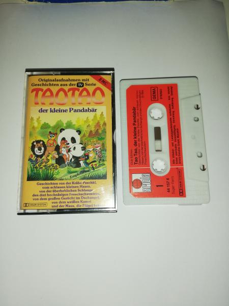 Tao Tao der kleine Pandabär Doppelte Spielzeit Weiß mit Roten Aufkleber 44157 Ariola Club Edition