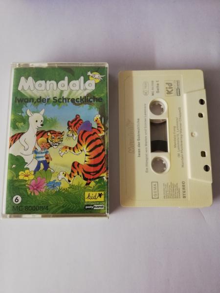 Mandala das weiße Känguruh Folge 6 Iwan der Schreckliche Weiß mit Schwarzen Druck MC 80008 Kid Polyband