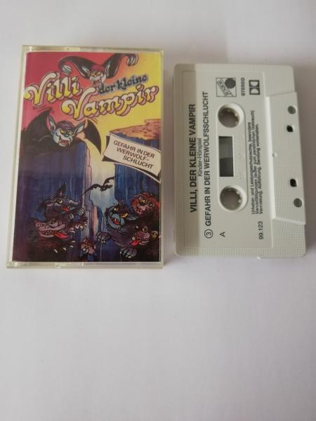 Villi der kleine Vampir Folge 3 Gefahr in der Werwolf-Schlucht Grau mit Schwarzen Druck 99.123 Junior