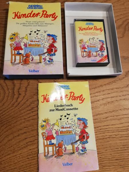 Spielen und Lernen Kinder-Party Schwarz mit Gelben Aufkleber 8547 incl Liederbuch und Pappschuber