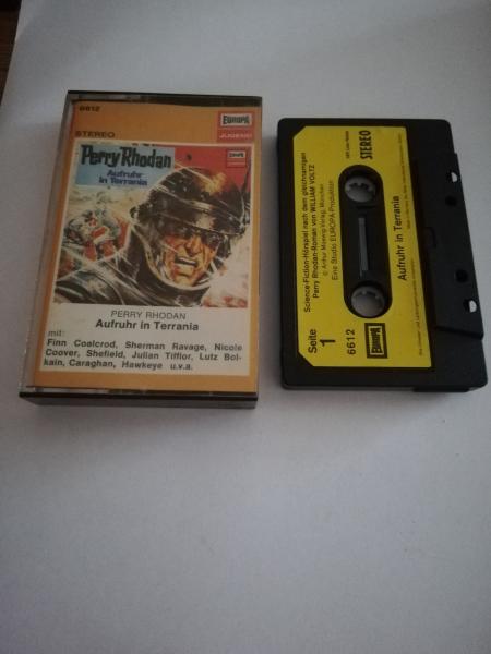 Perry Rhodan Aufruhr in Terrania Schwarz mit Hellgelben Aufkleber 6612 Europa