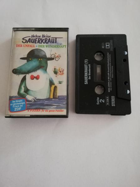 Sauerkraut Folge 1 Der Unfall/Der Wundersaft Schwarz mit Weißen Druck 74336 9 Club Edition BMG