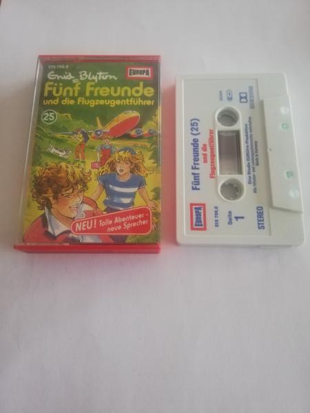 Fünf Freunde Folge 25 und die Flugzeugentführer Weiß mit Blau Roten Druck 515768.8 Europa